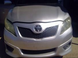 2011 TOYOTA CAMRY, SILVER, SE, 2.5L, AT,   Z25185